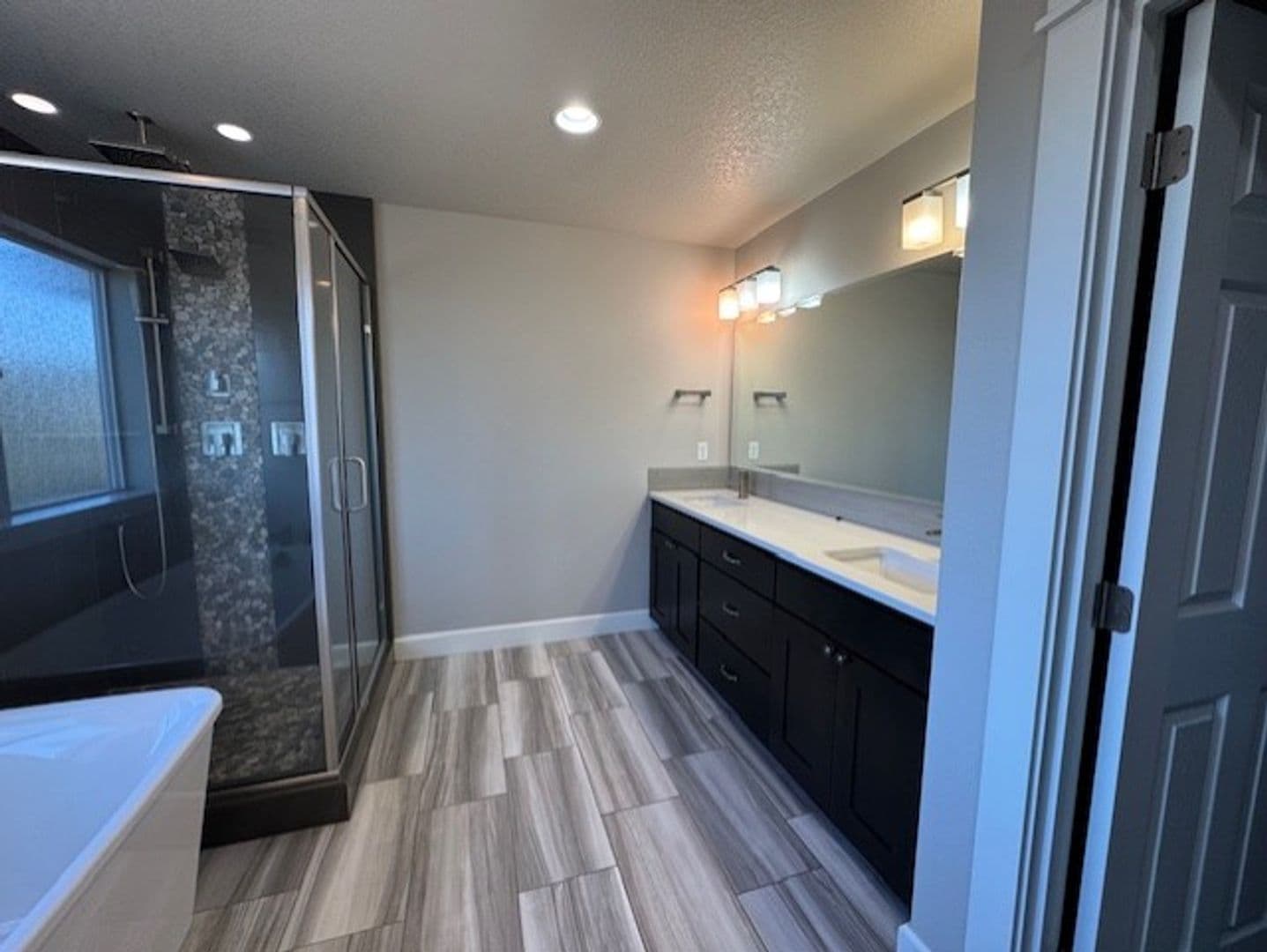 Bend House: 21308 NE Evelyn Ct.