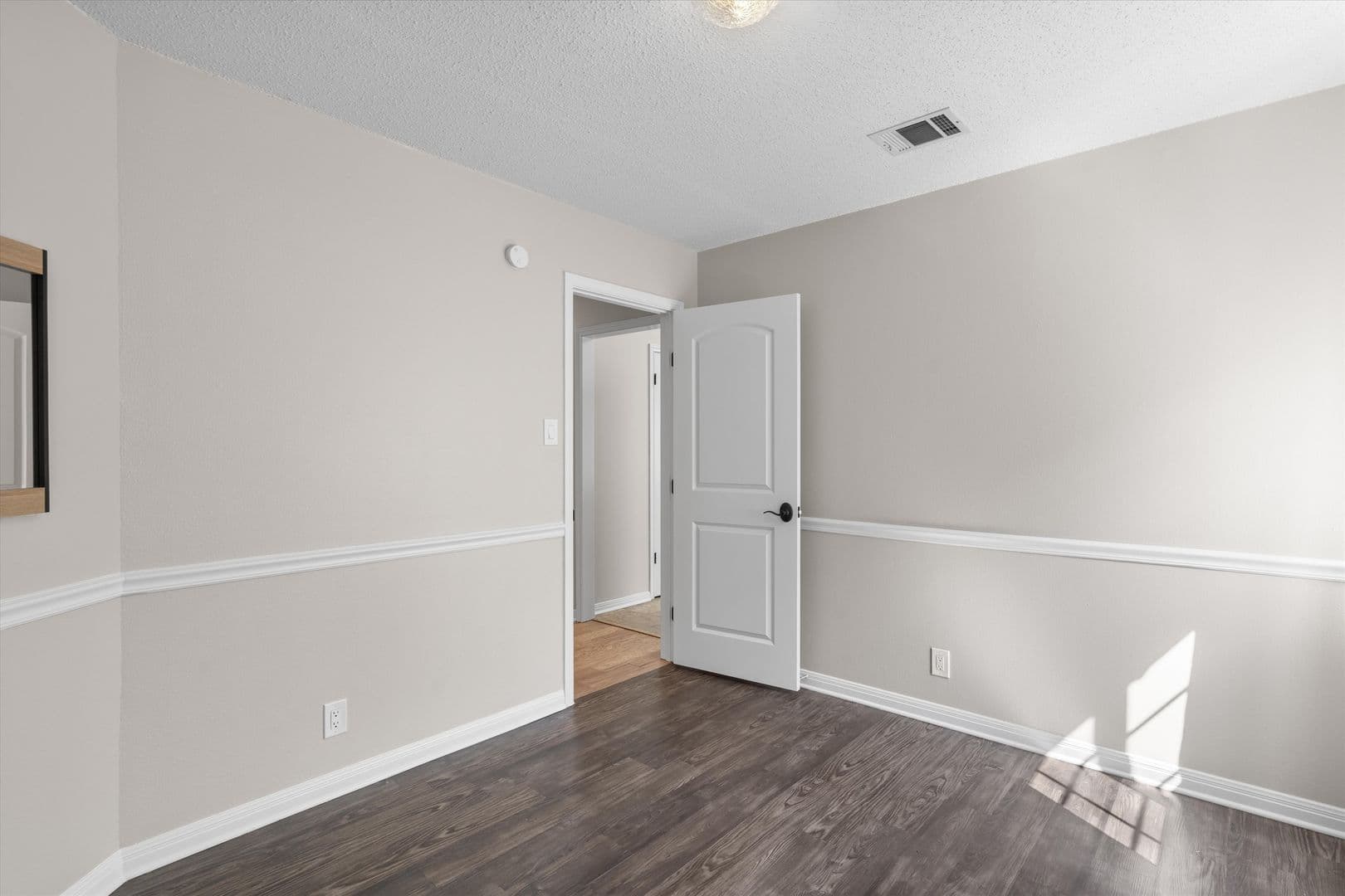 Austin House: 3503 Latimer Dr