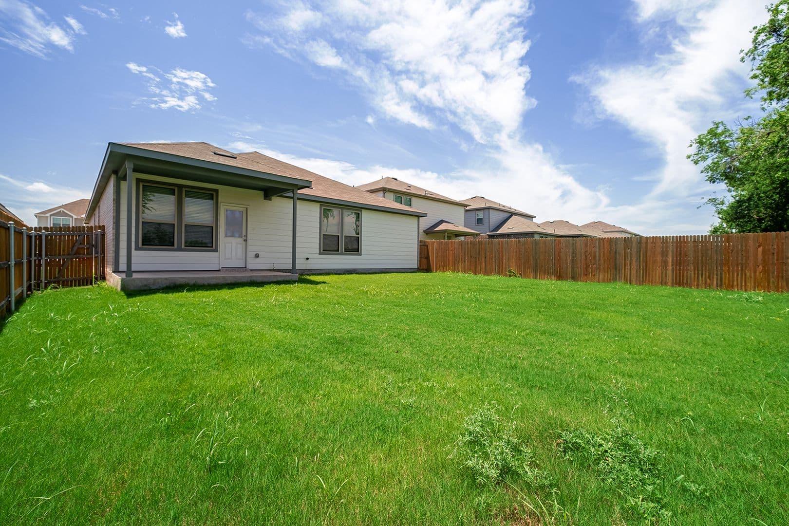 Taylor House: 157 Janice Rd