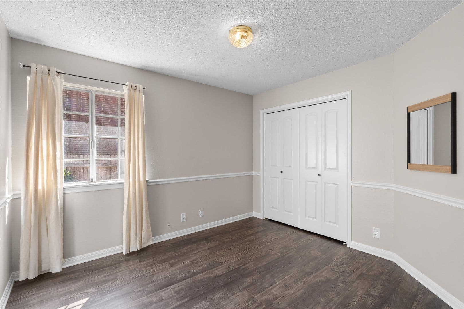 Austin House: 3503 Latimer Dr