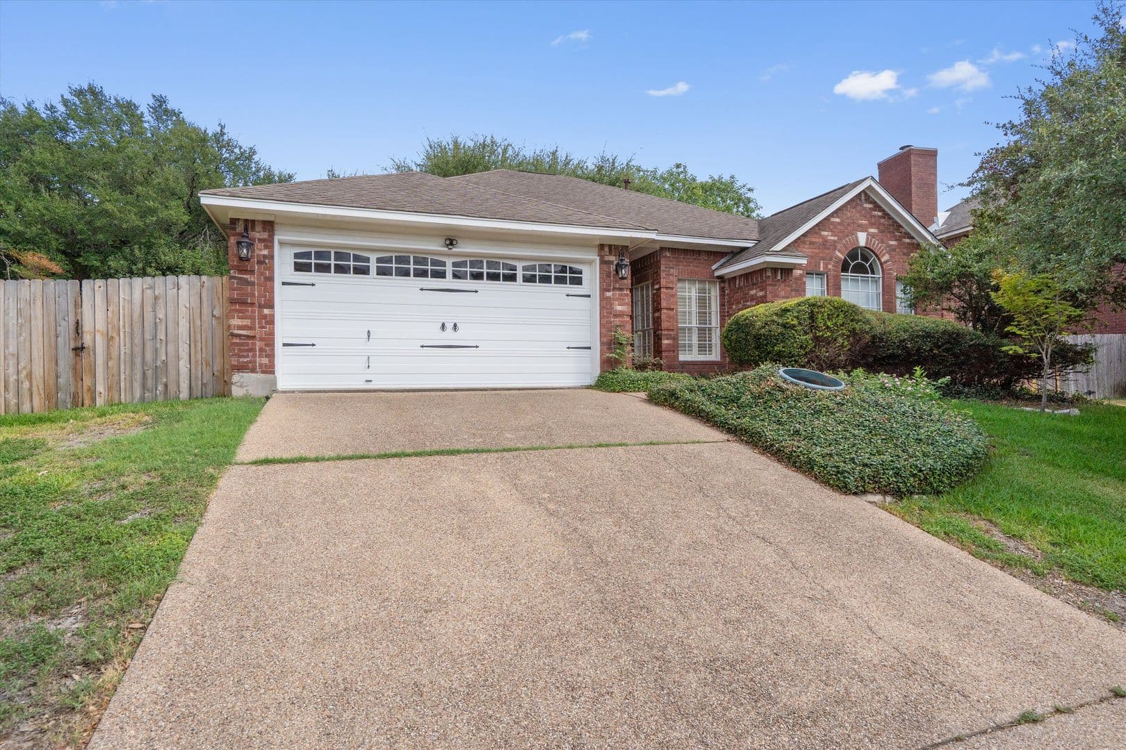 Austin House: 3503 Latimer Dr