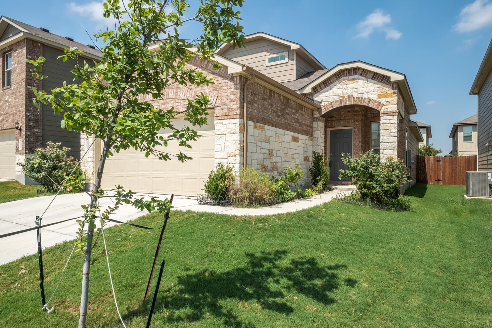 Austin House: 16012 Remington Reserve Way