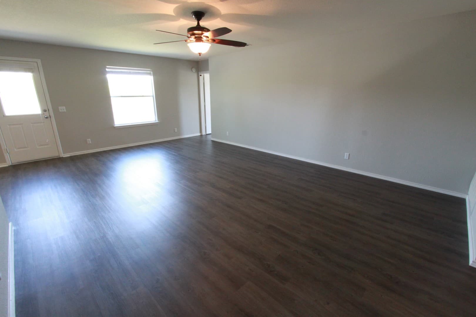 Hutto House: 122 Bayliss St