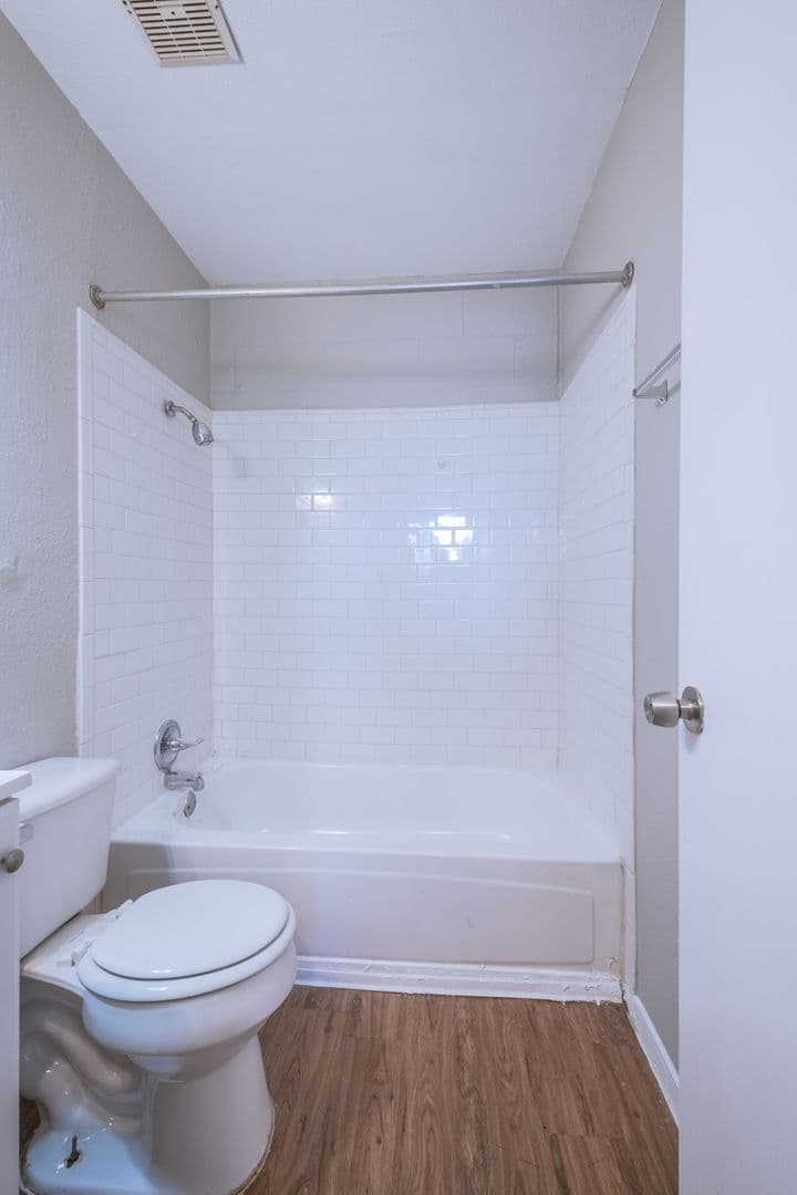 Austin Apartment: 903 Springdale Rd - Apt G