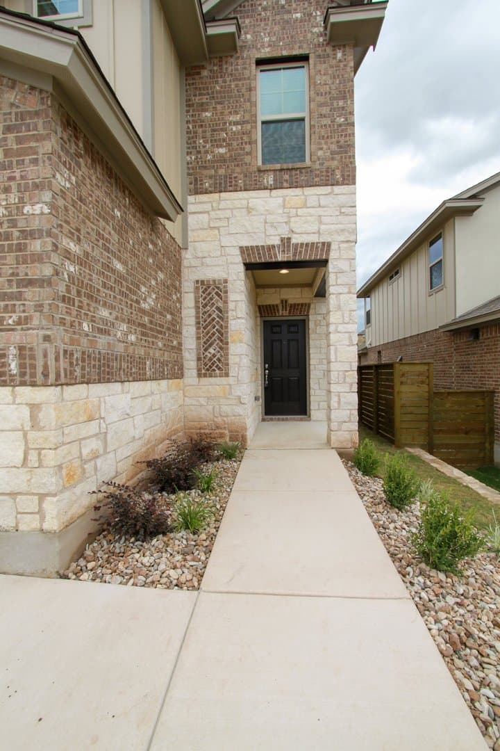 Round Rock House: 3651 Sandy Brook Dr #108