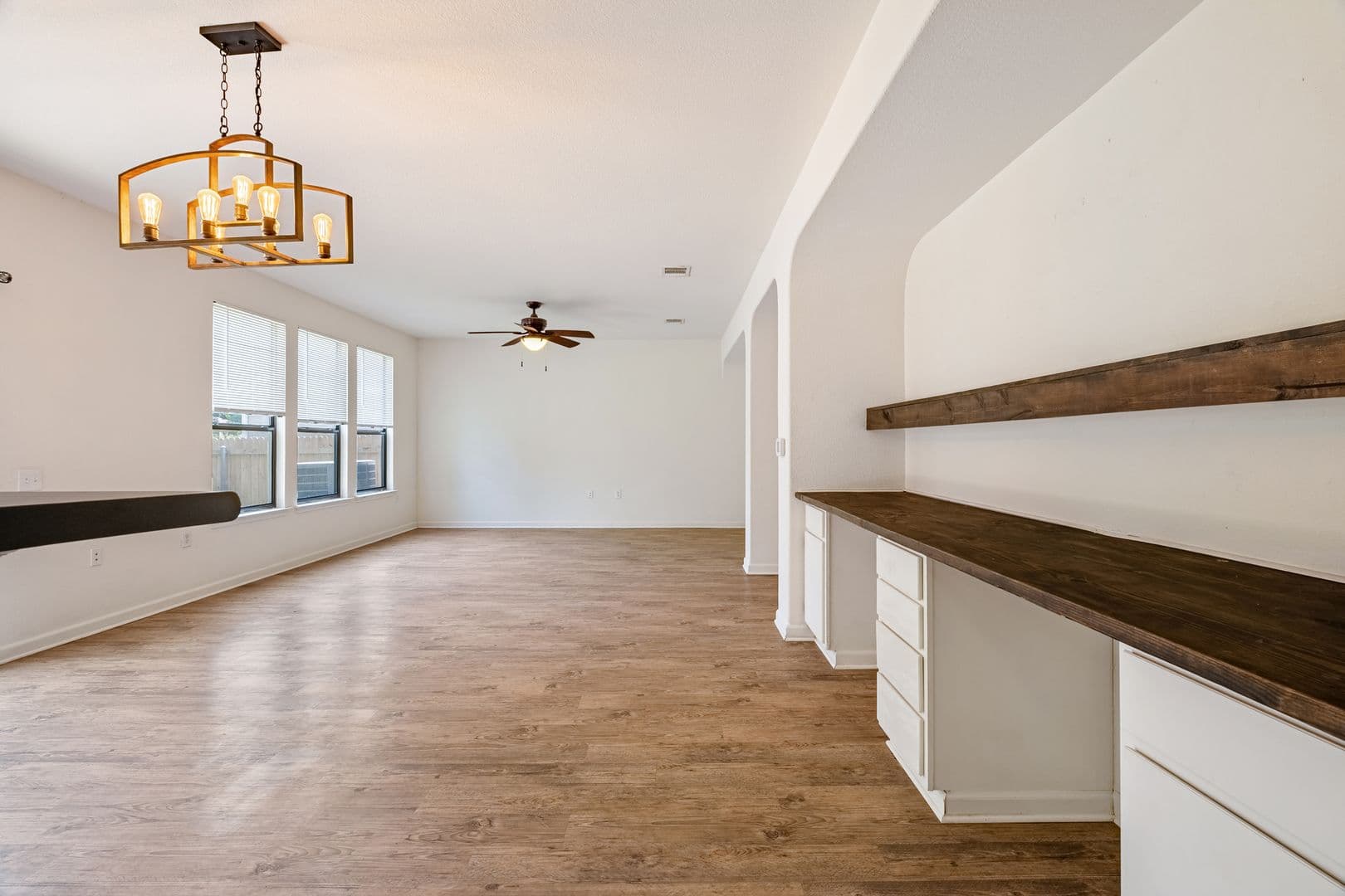 Austin House: 9109 Ipswich Bay Dr