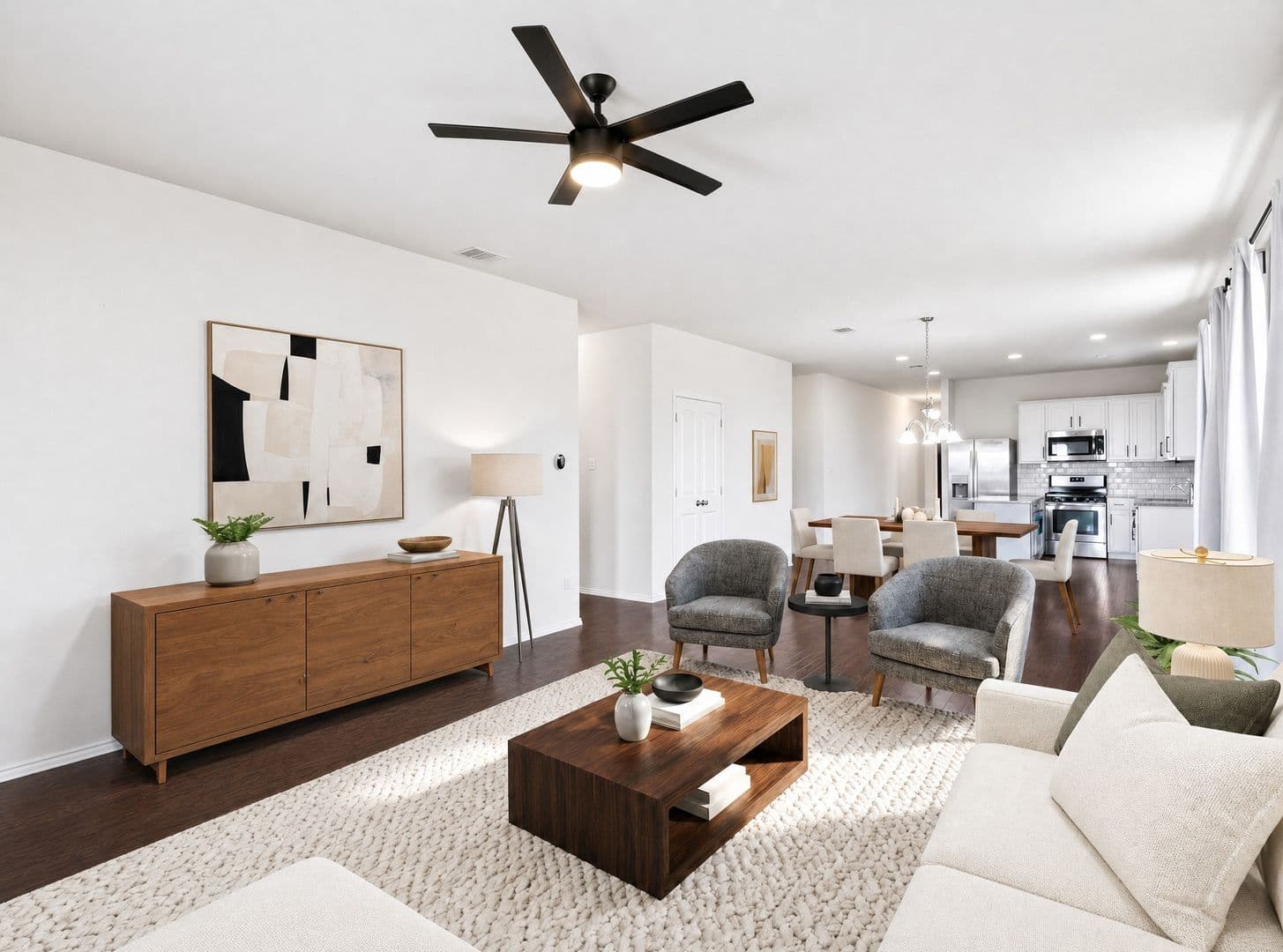 Liberty Hill House: 153 Carlina Loop