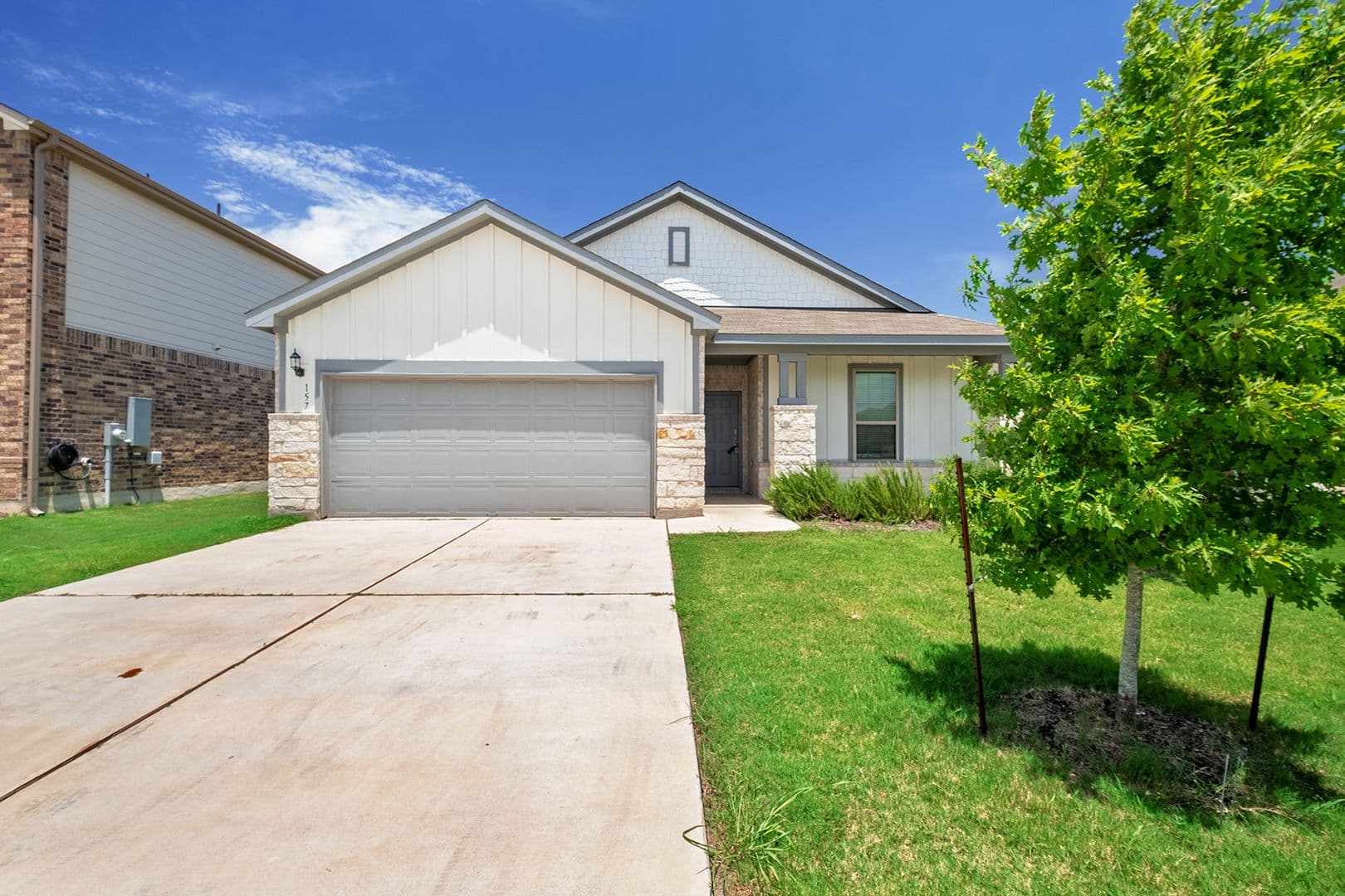 Taylor House: 157 Janice Rd