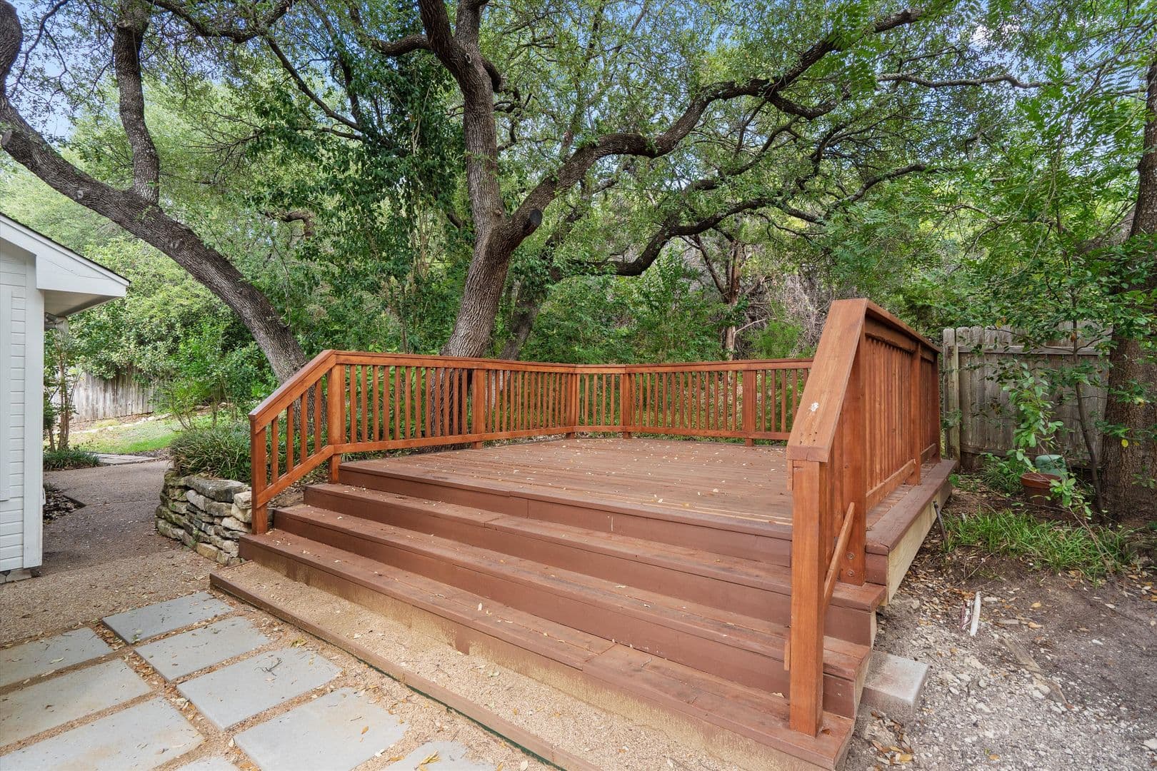 Austin House: 3503 Latimer Dr