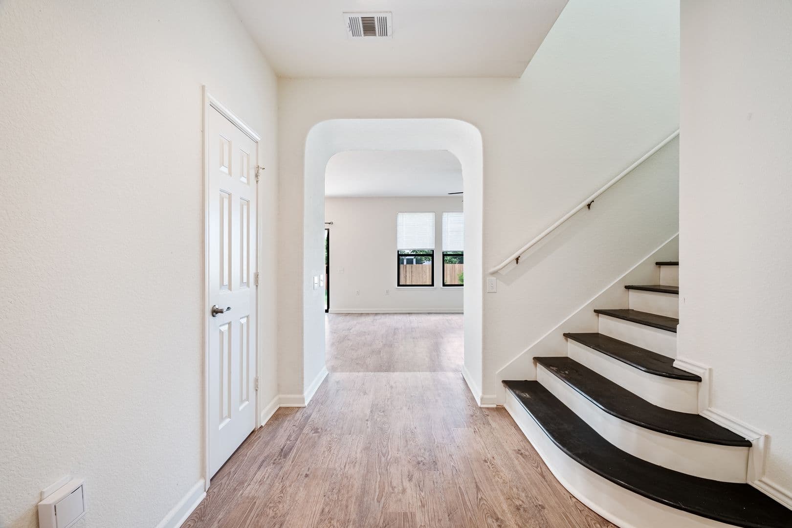 Austin House: 9109 Ipswich Bay Dr