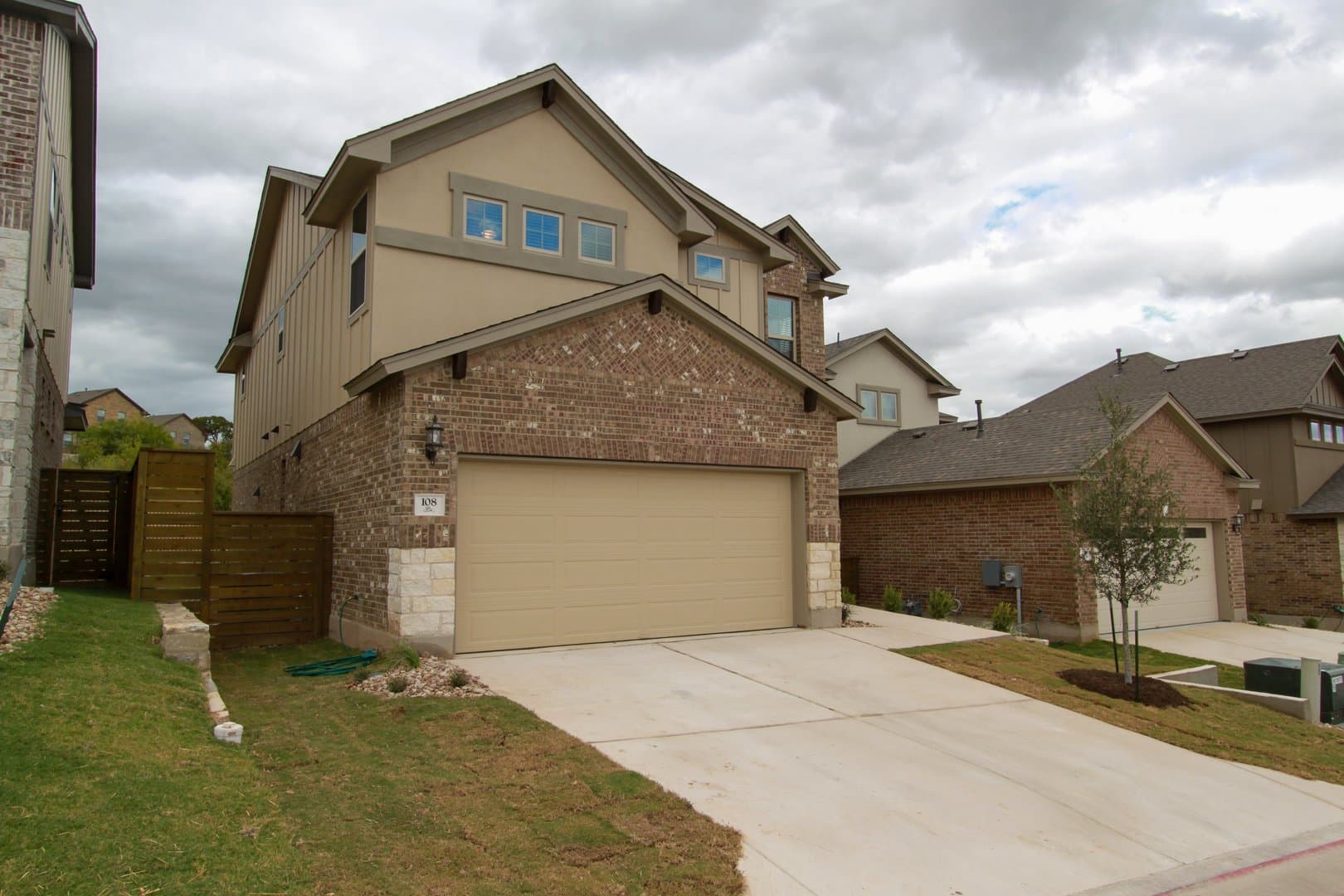 Round Rock House: 3651 Sandy Brook Dr #108