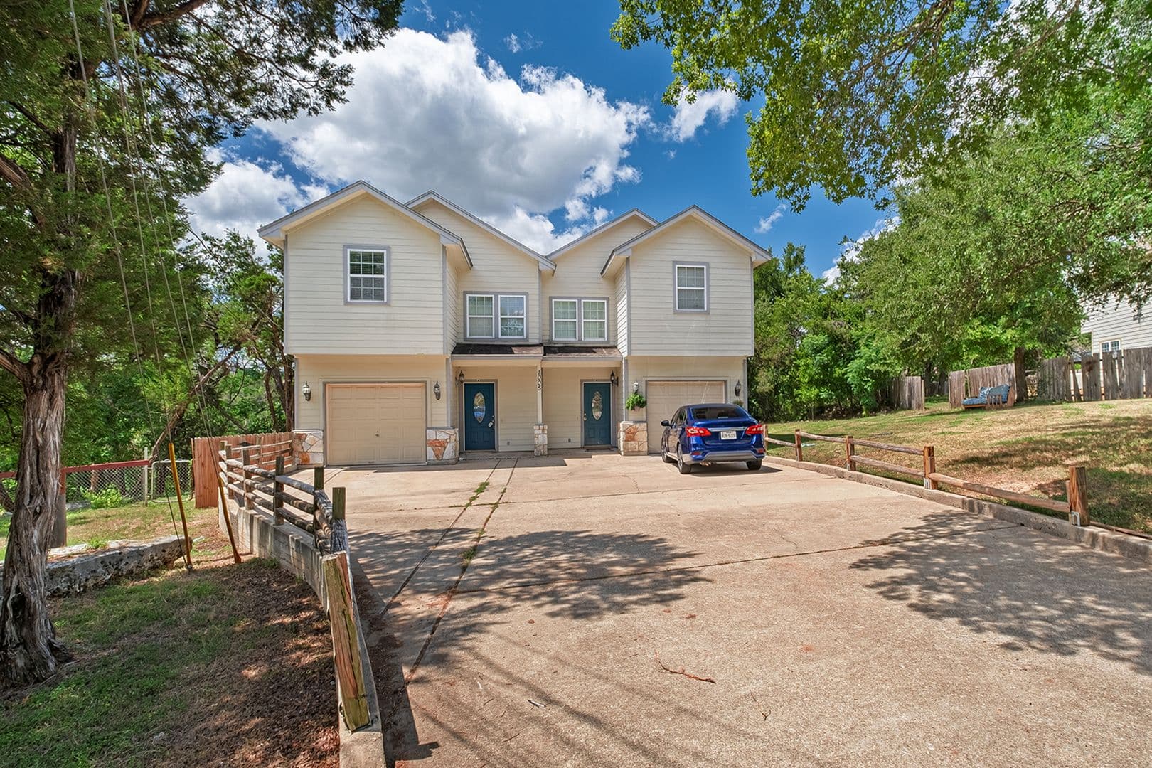 Austin Multiplex: 1005 Canyon Edge Dr