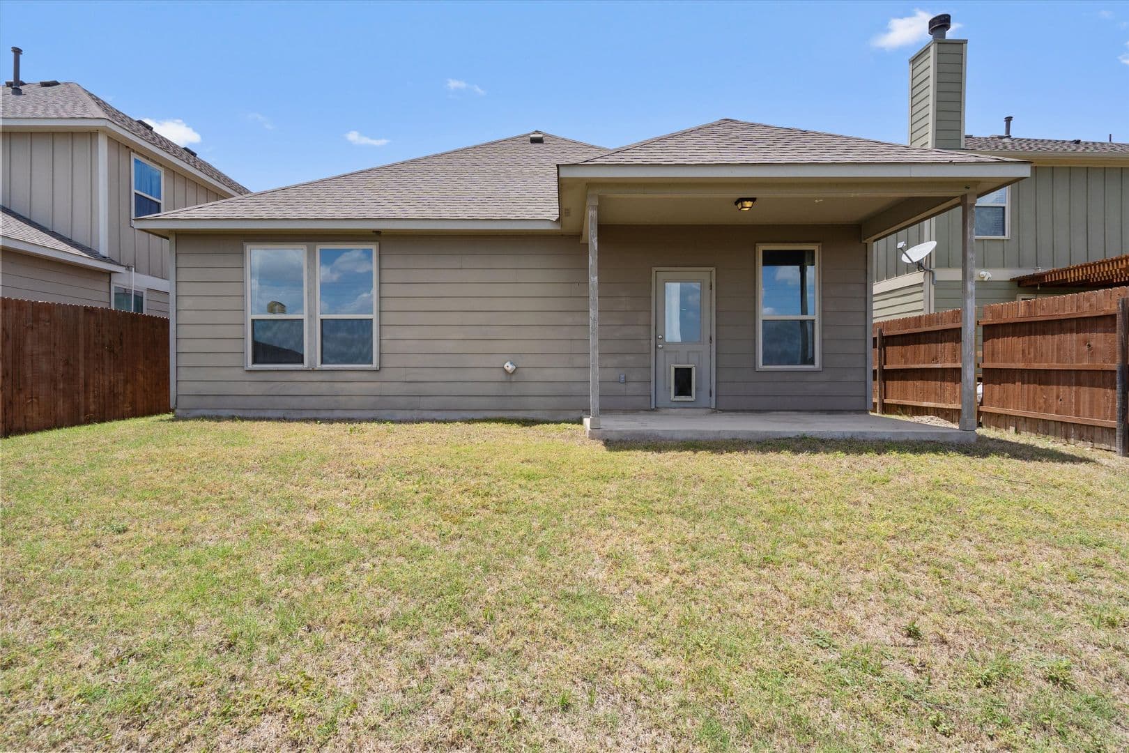Liberty Hill House: 153 Carlina Loop
