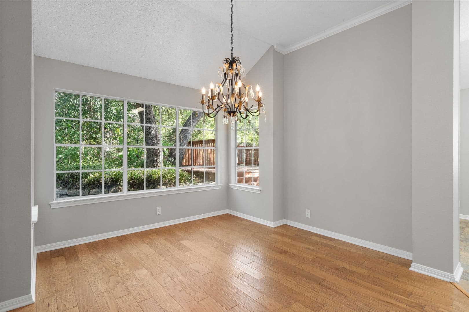 Austin House: 3503 Latimer Dr