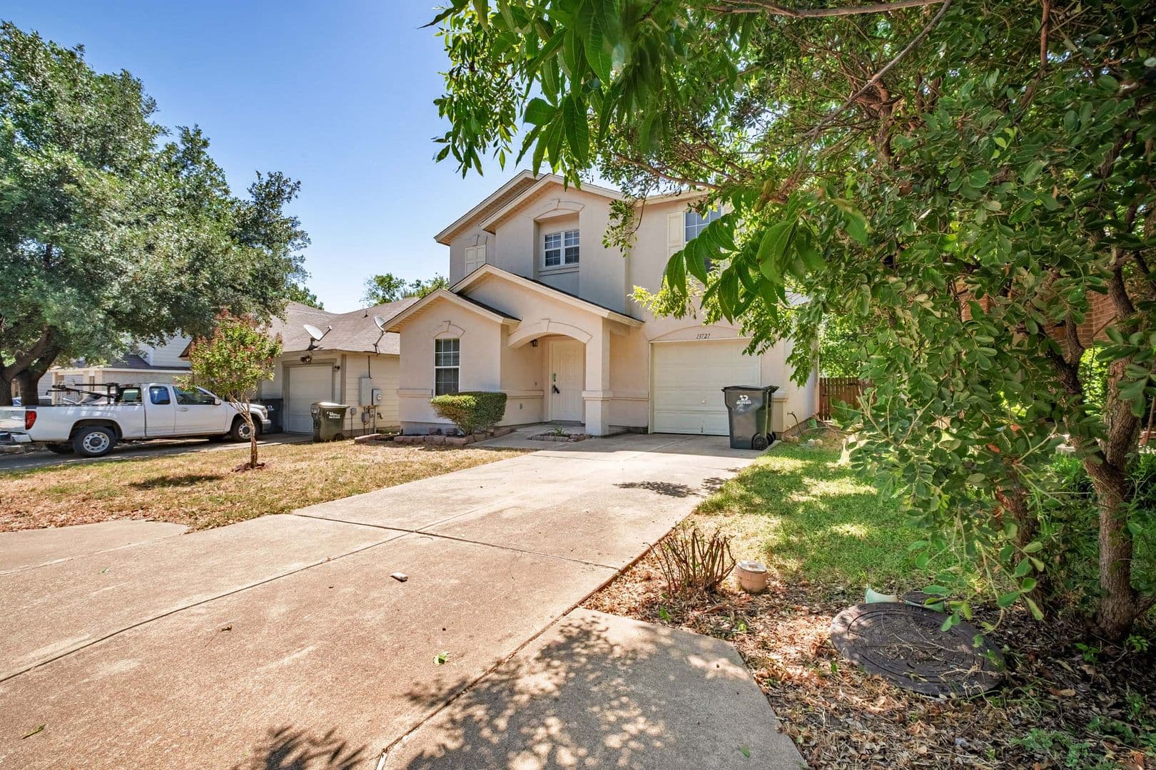 Pflugerville House: 13727 Merseyside Dr