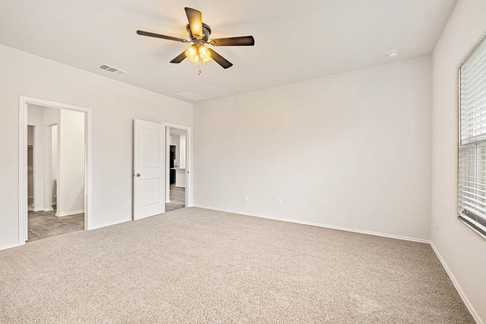 San Marcos House: 204 Lily Pond Trl