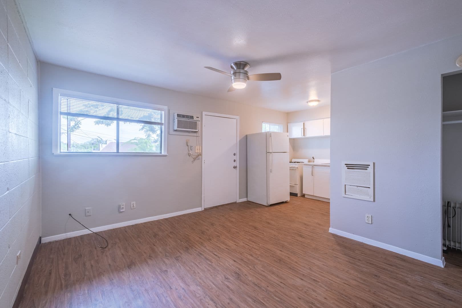 Austin Apartment: 903 Springdale Rd - Apt G