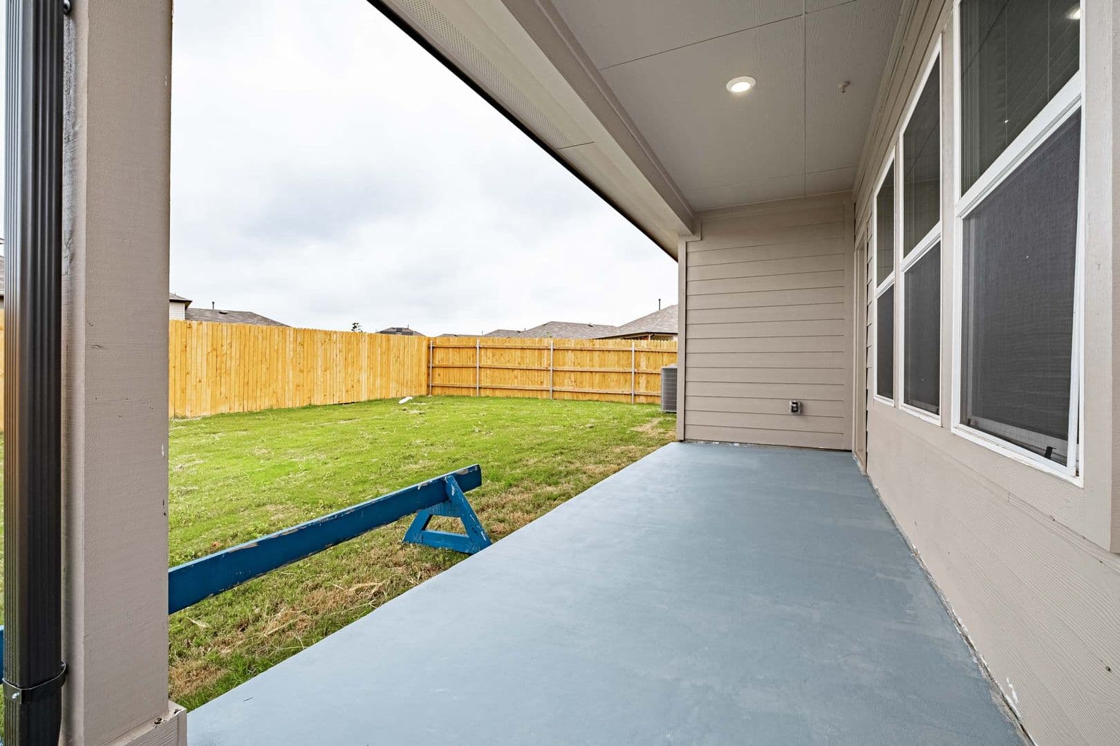 San Marcos House: 204 Lily Pond Trl