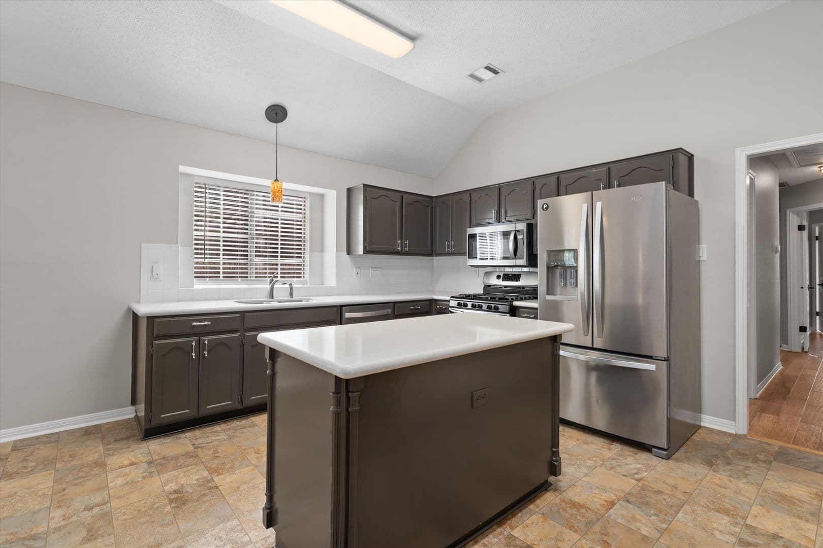 Austin House: 3503 Latimer Dr