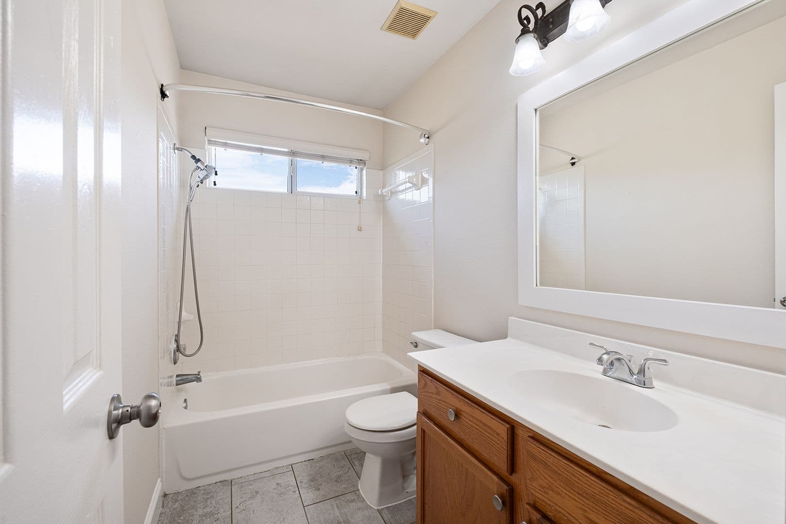 Round Rock House: 3704 Castle Rock Dr