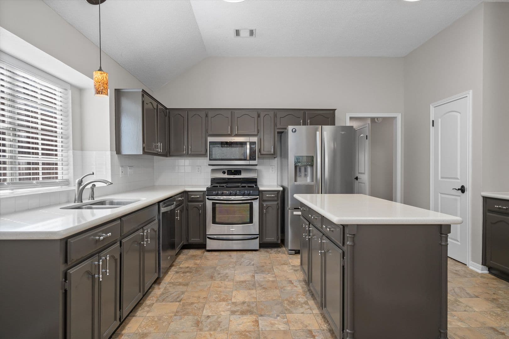 Austin House: 3503 Latimer Dr