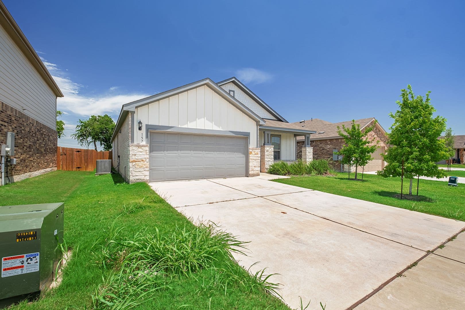 Taylor House: 157 Janice Rd