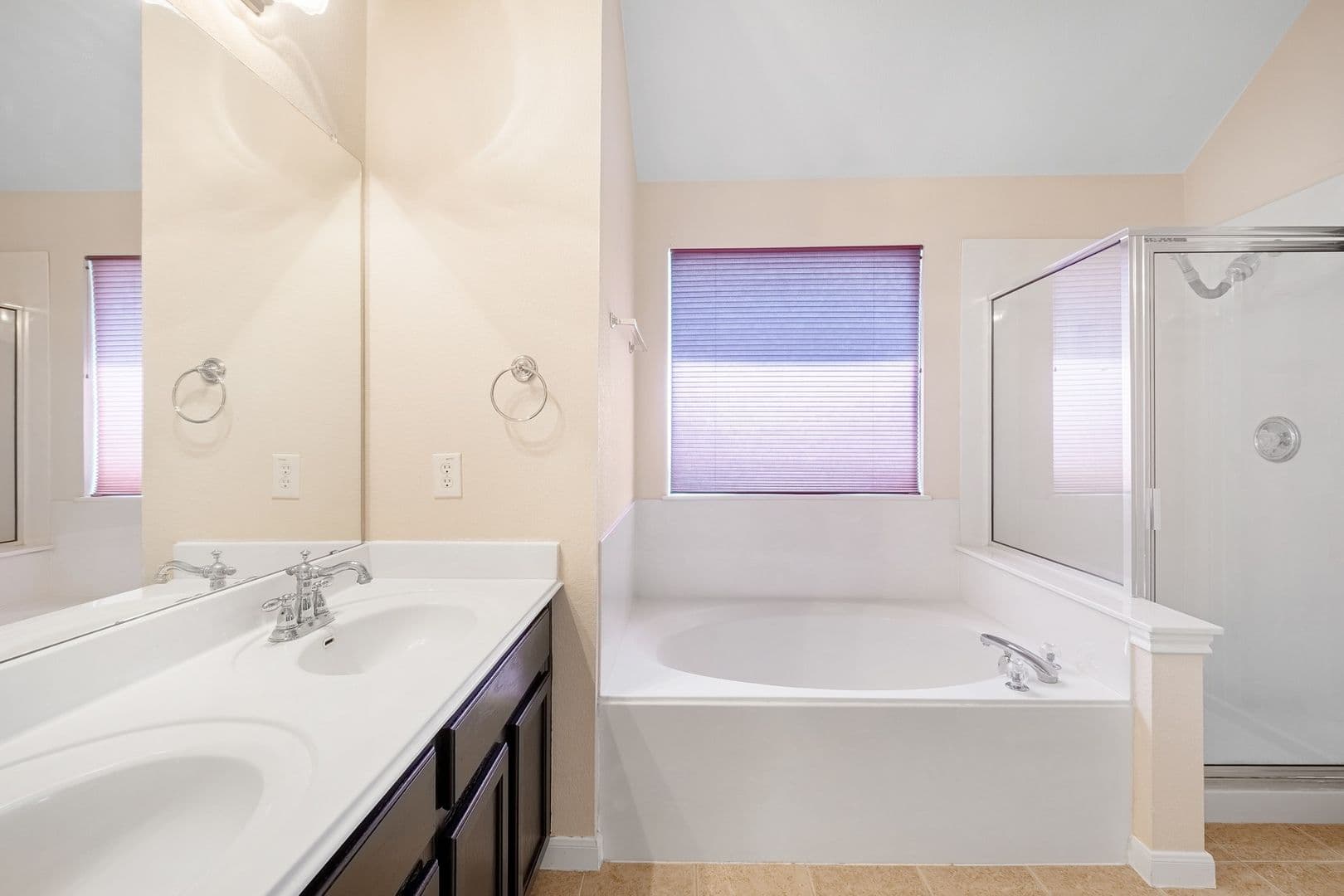 Round Rock House: 1726 Rosenborough Ln S