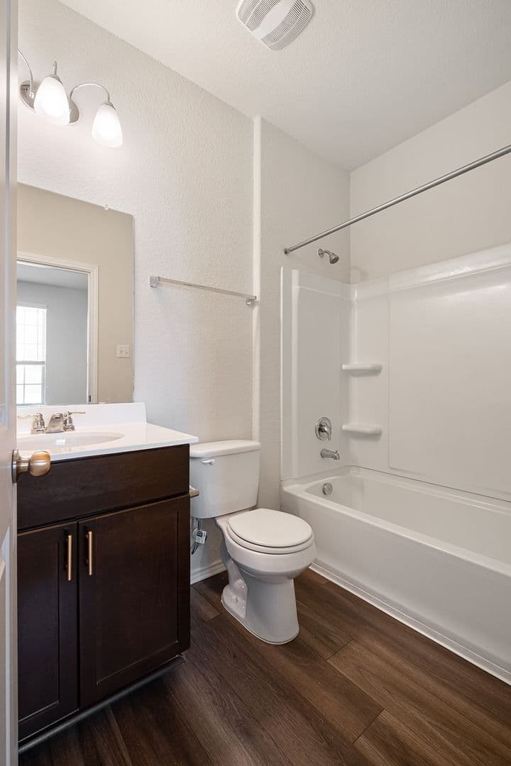 Taylor House: 157 Janice Rd