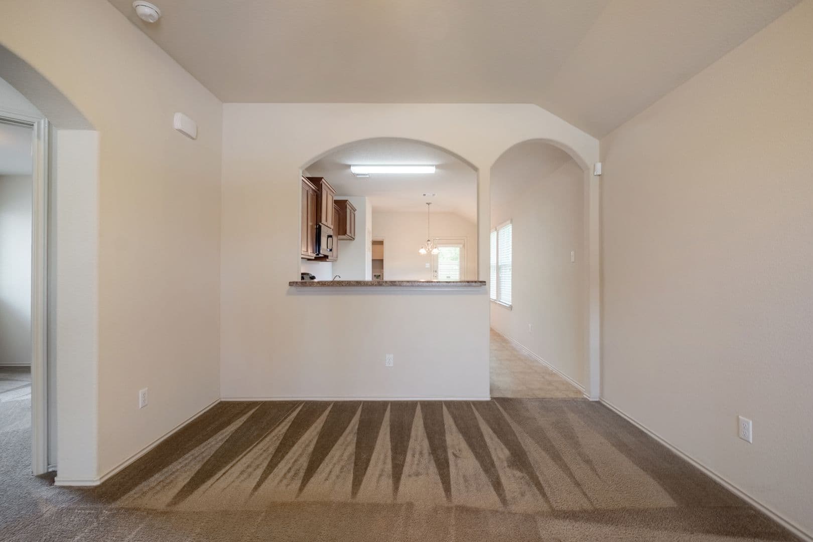 Jarrell House: 100 Azurite Dr