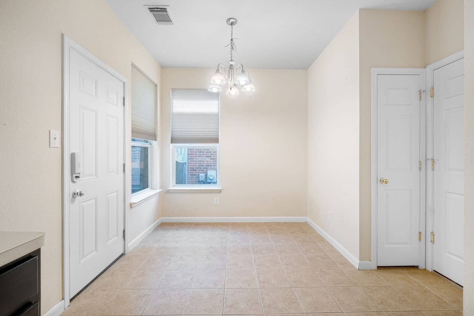 Round Rock House: 1726 Rosenborough Ln S