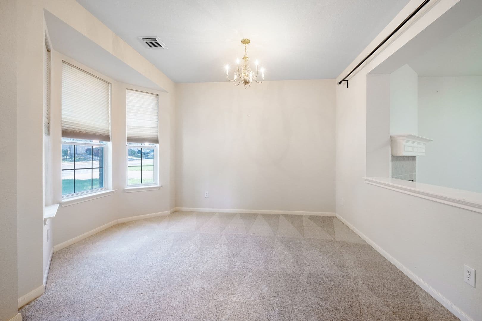 Round Rock House: 1726 Rosenborough Ln S