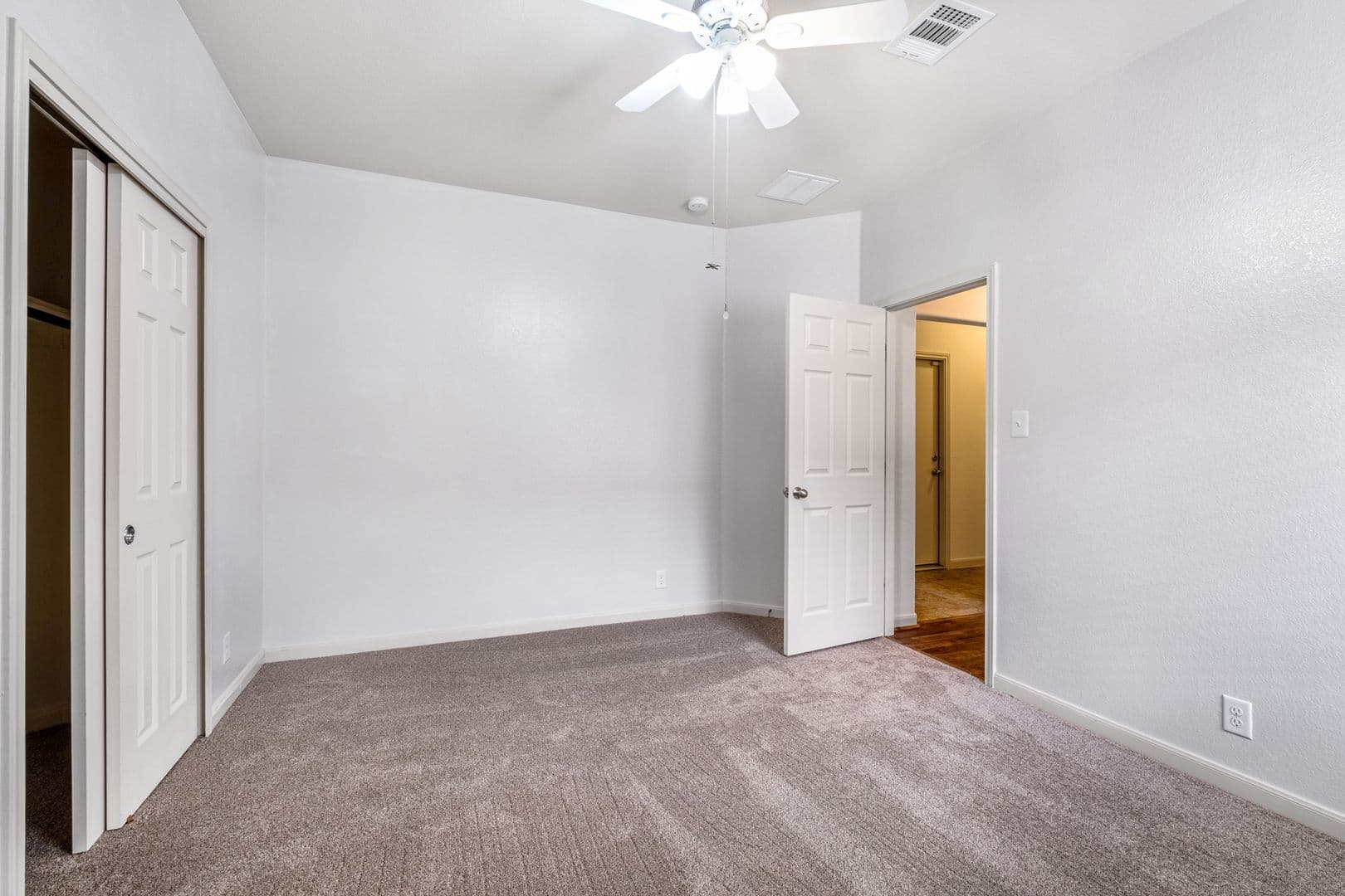 Georgetown House: 406 Old Peak Rd