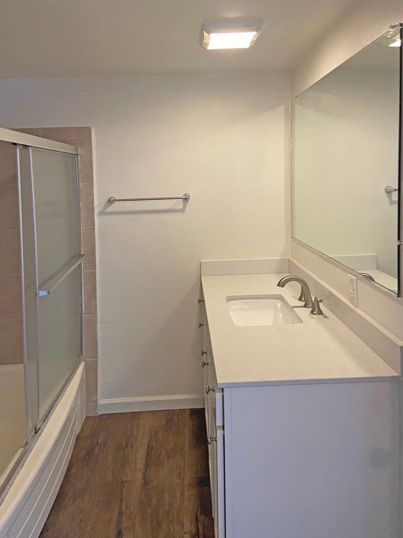 Stanton Apartment: 10511 Lexington Street