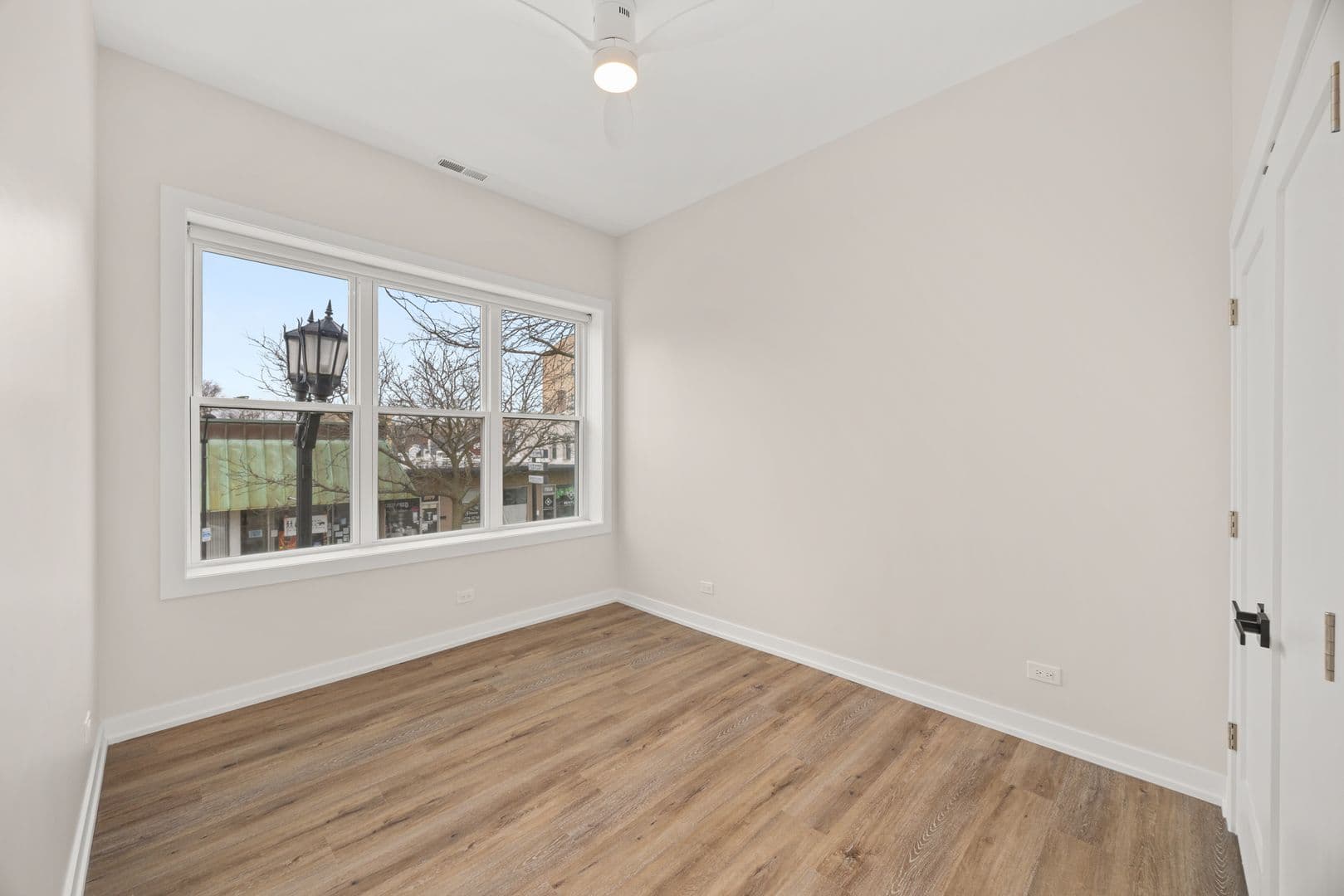 Forest Park Apartment: 7512-7522 Madison Street