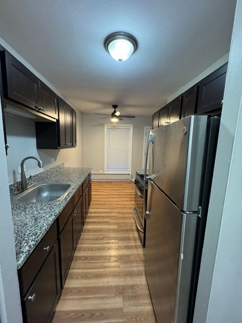 Glen Ellyn Apartment: 21 N. Main St.