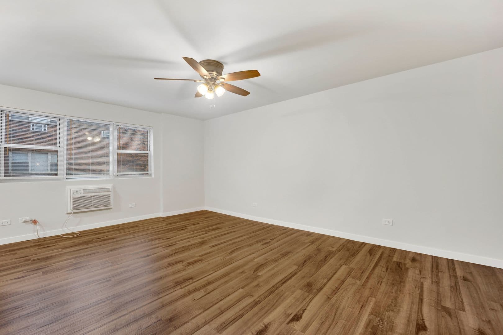 Cicero Apartment: 4747 19th Street
