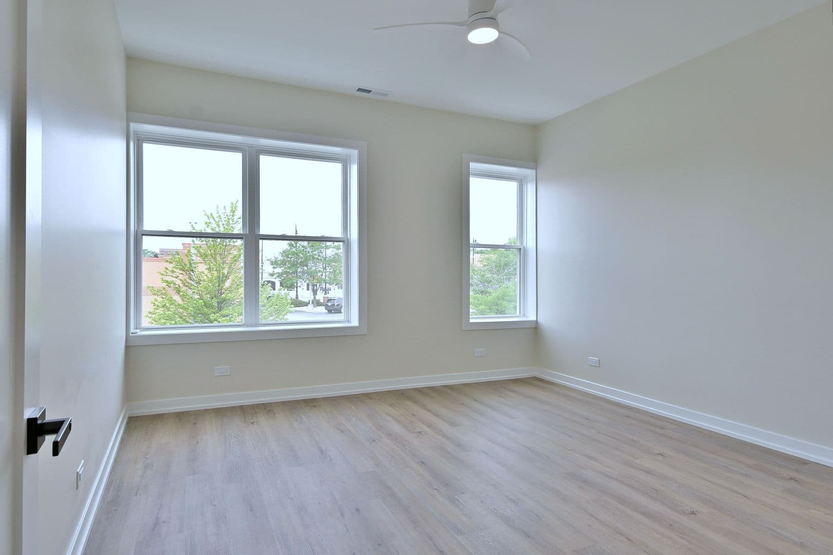 Forest Park Apartment: 7512-7522 Madison Street
