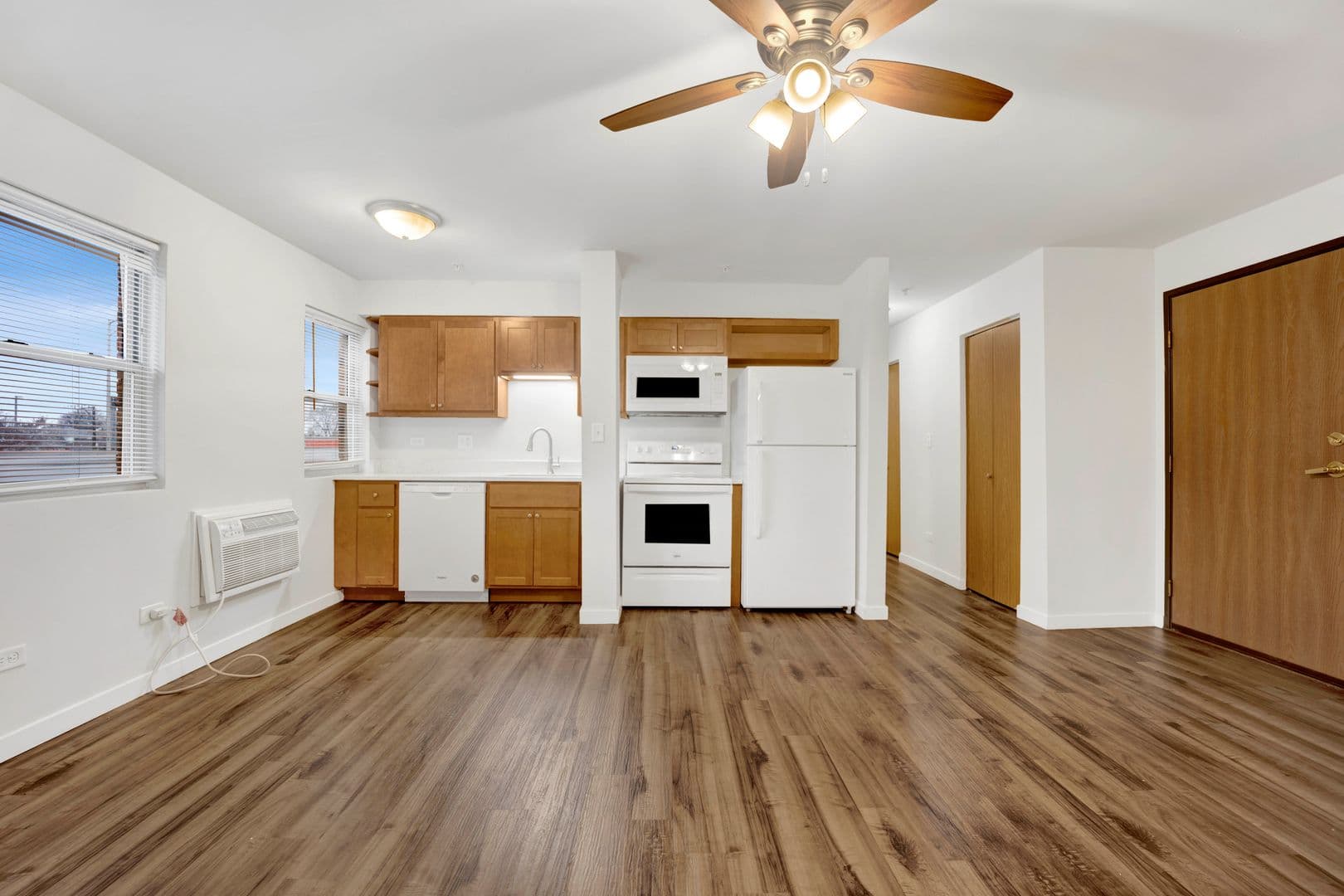 Cicero Apartment: 4747 19th Street