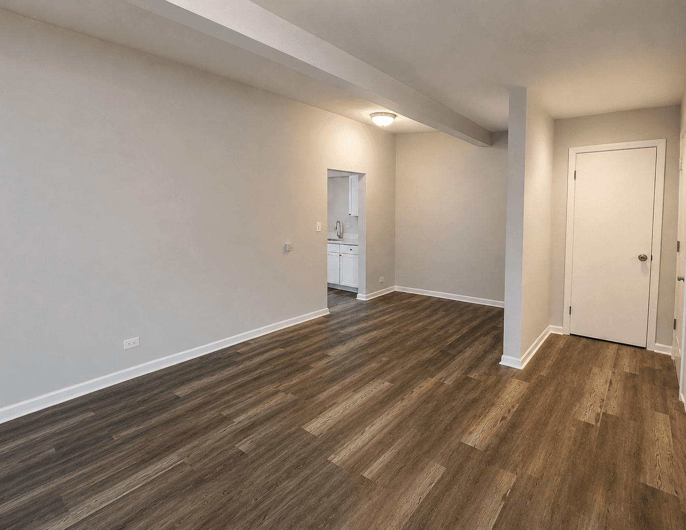 Melrose Park Apartment: 1530 N 1st Avenue