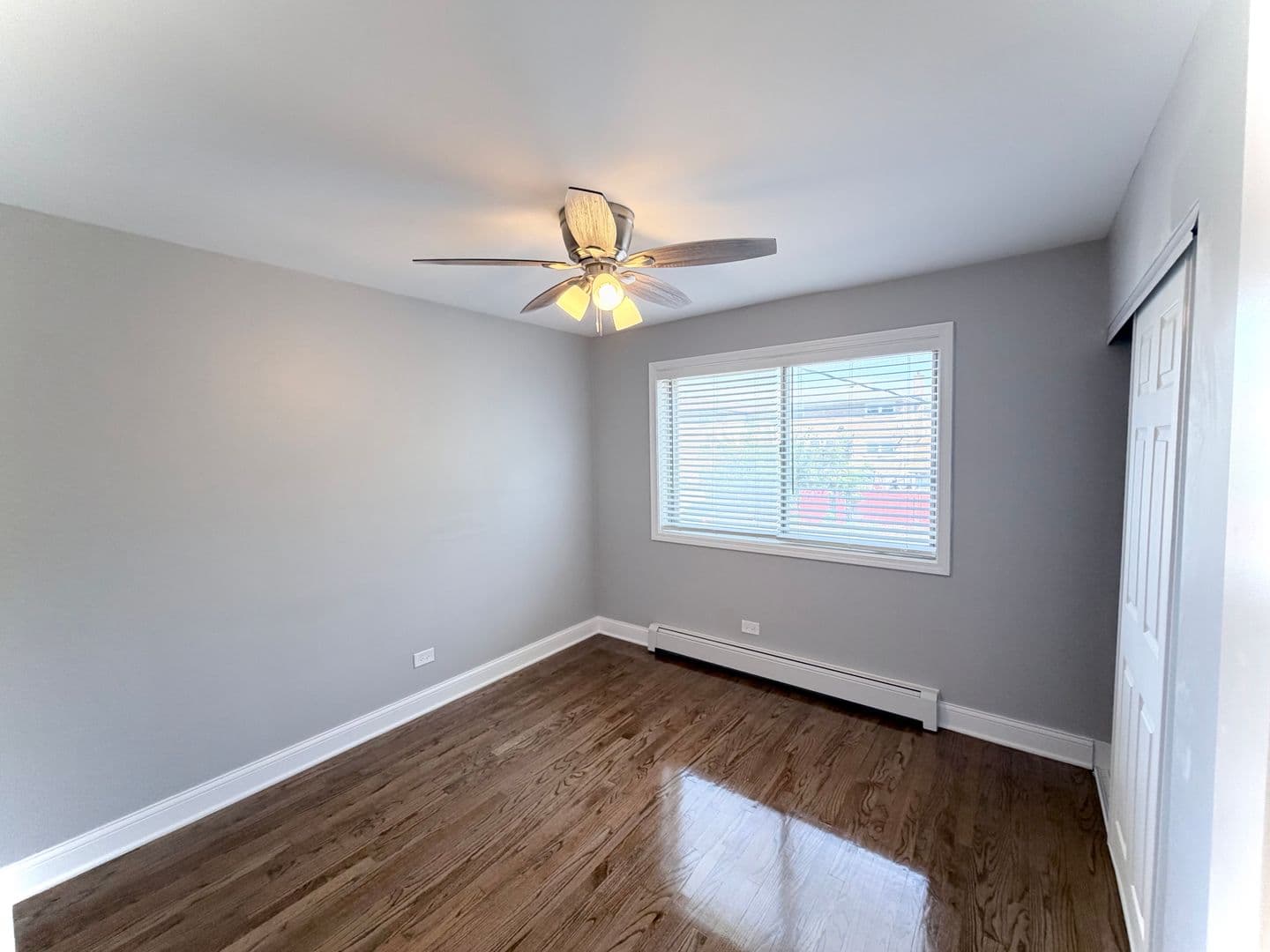 Melrose Park Apartment: 2069 North 18th Avenue