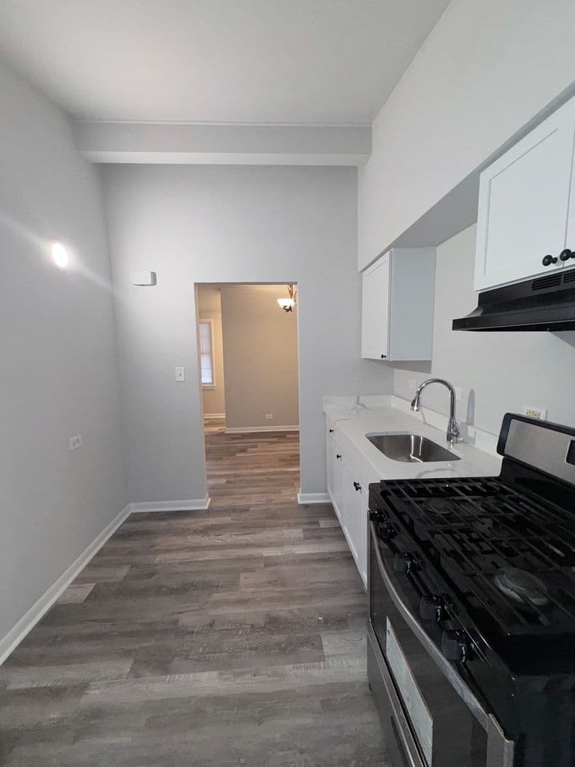 Melrose Park Apartment: 1530 N 1st Avenue