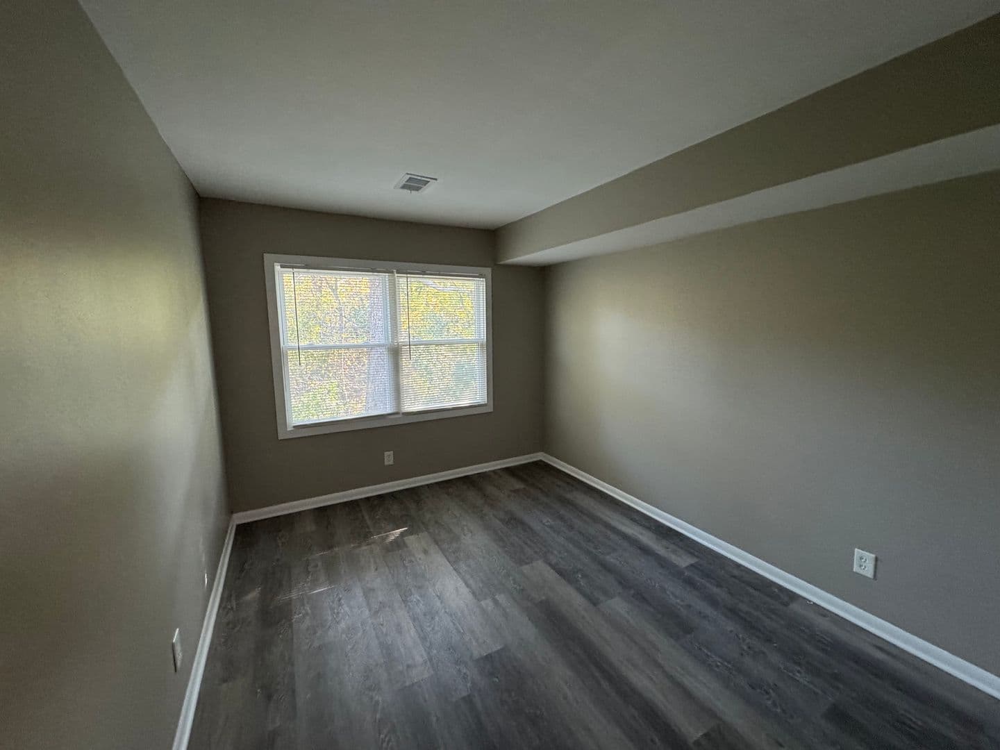 Aurora Apartment: 1603 Reckinger Road