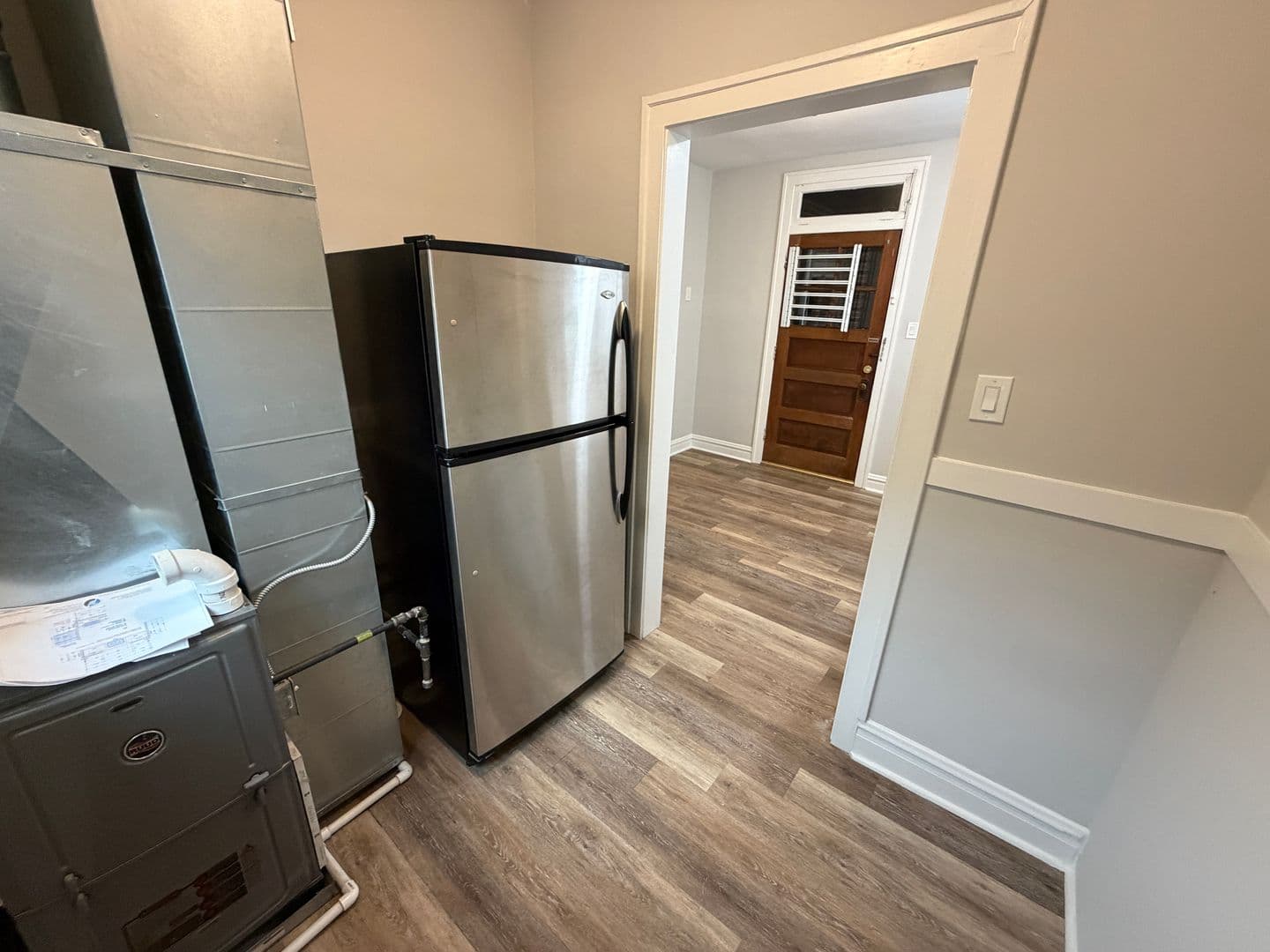Riverside Apartment: 215-19 West Quincy Street