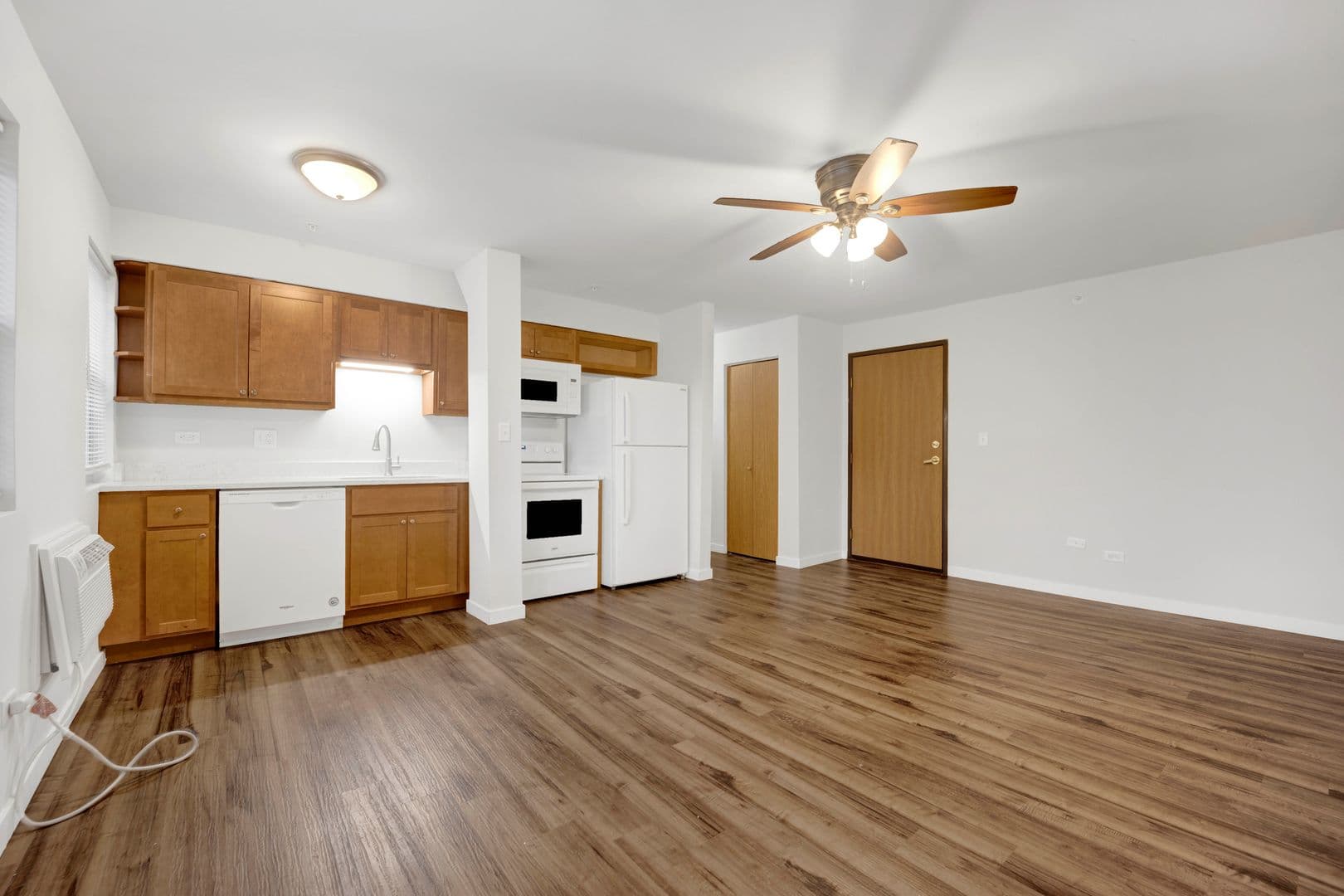 Cicero Apartment: 4747 19th Street