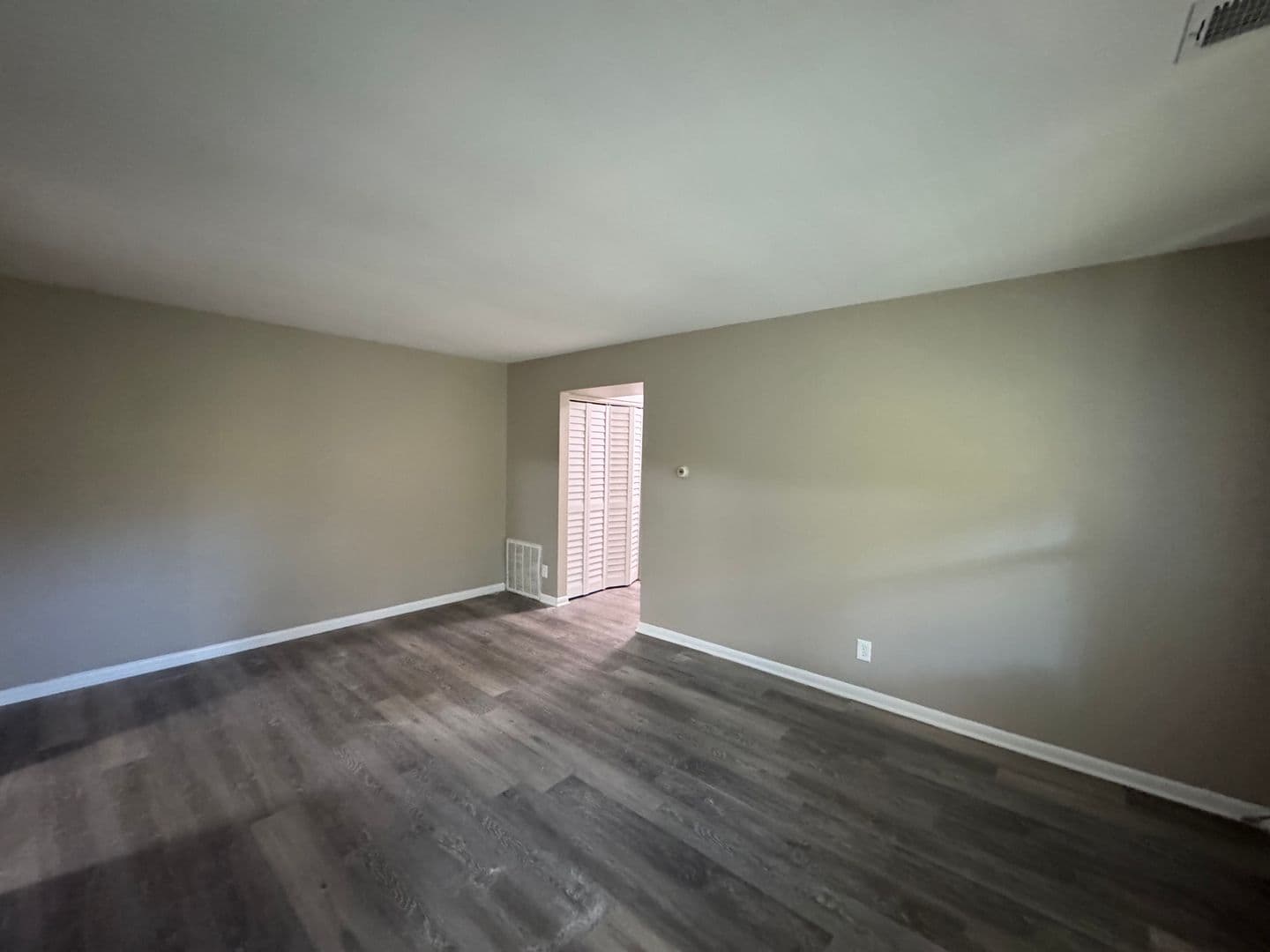 Aurora Apartment: 1603 Reckinger Road