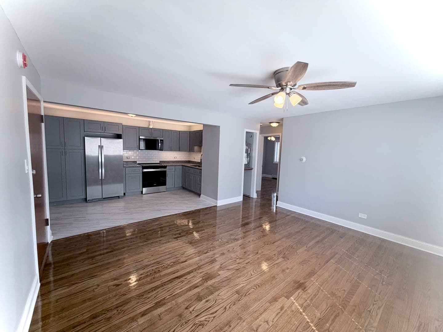 Melrose Park Apartment: 2069 North 18th Avenue