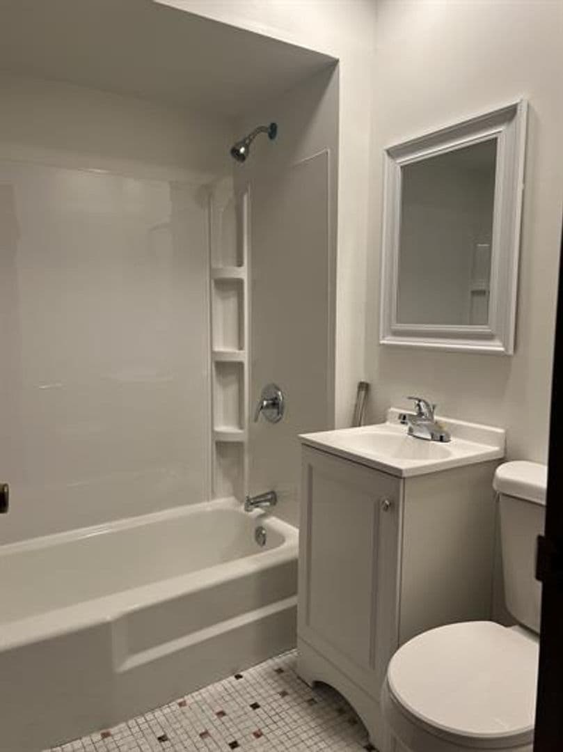 Palos Hills Apartment: 11235 Moraine Drive