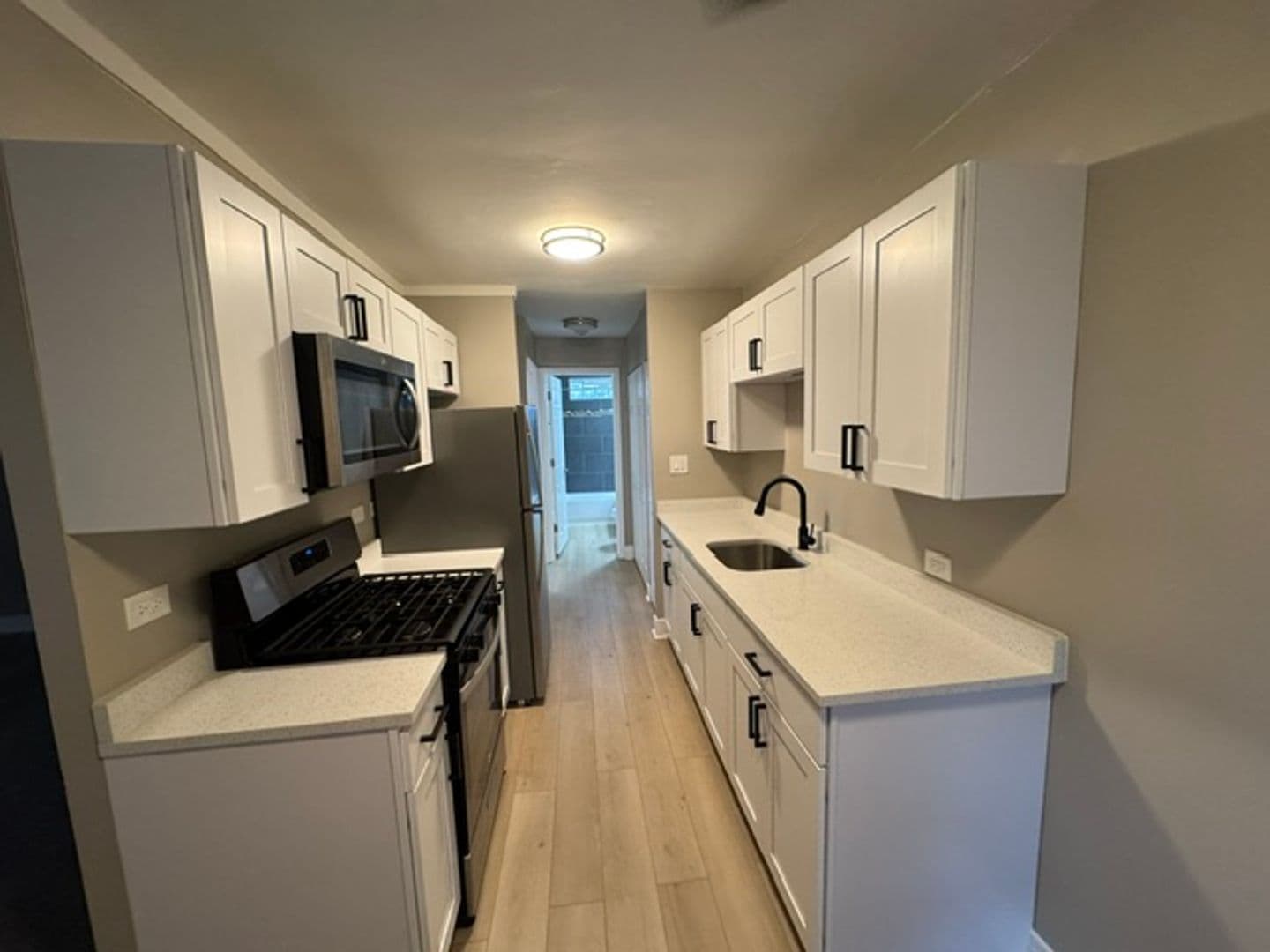 Glen Ellyn Apartment: 21 N. Main St.
