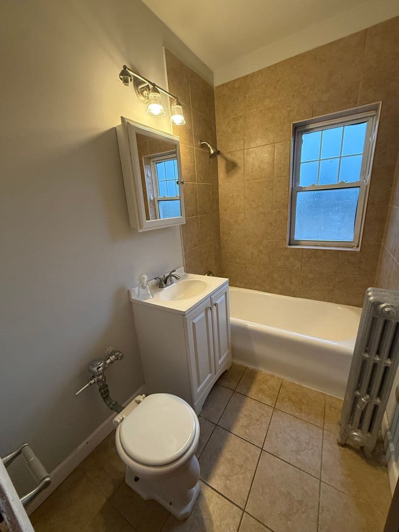 Berwyn Apartment: 3249-51 S Kenilworth Avenue