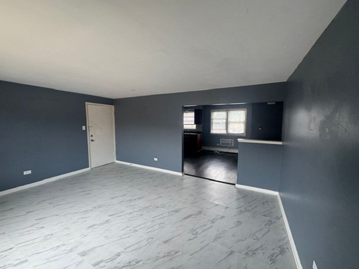 Midlothian Apartment: 14642 Keystone Avenue
